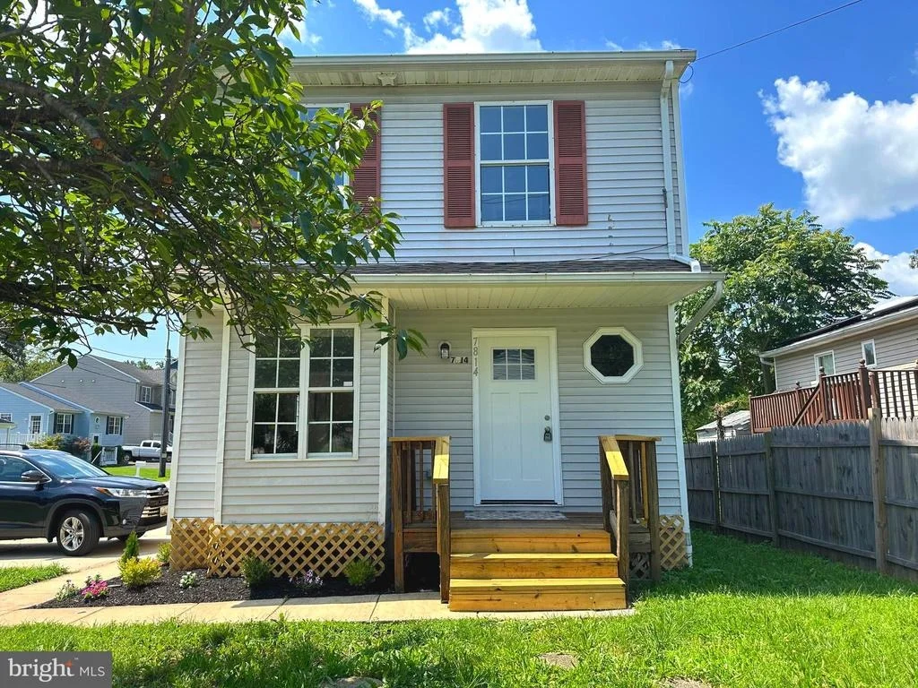 Photo of 7814 OUTING AVENUE