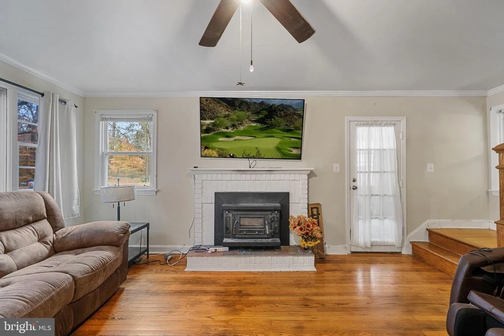 Photo of 2605 MARSHALL HALL ROAD
