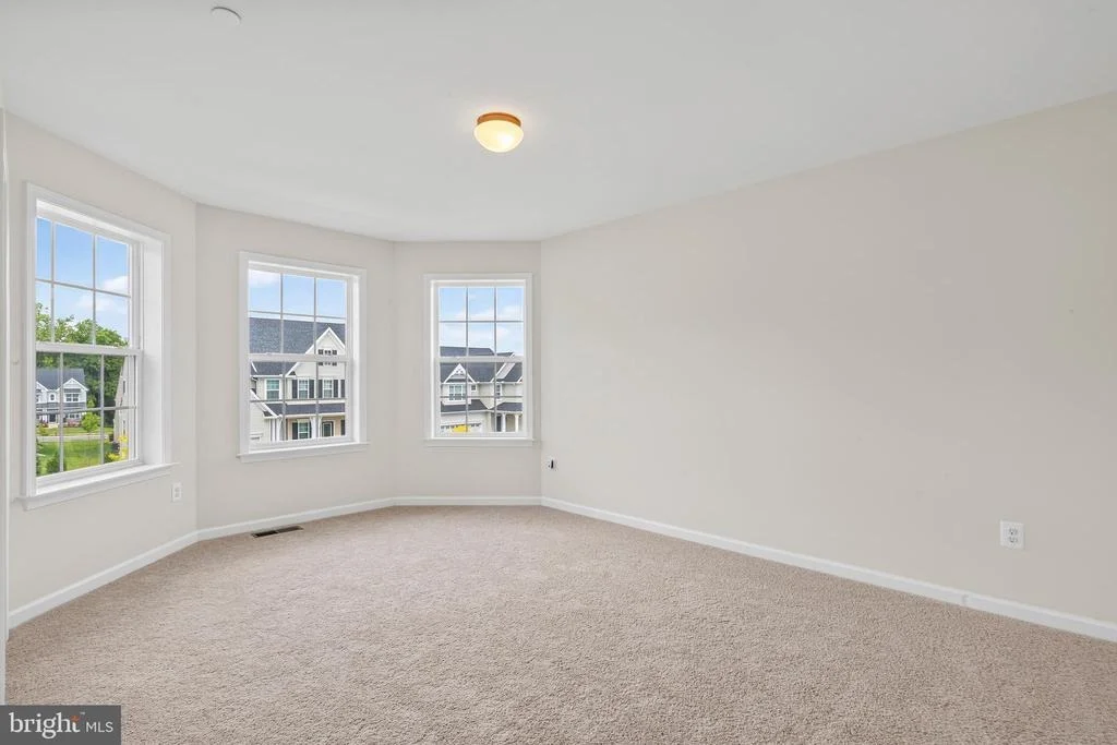 Photo of 2754 HILLFIELD DRIVE
