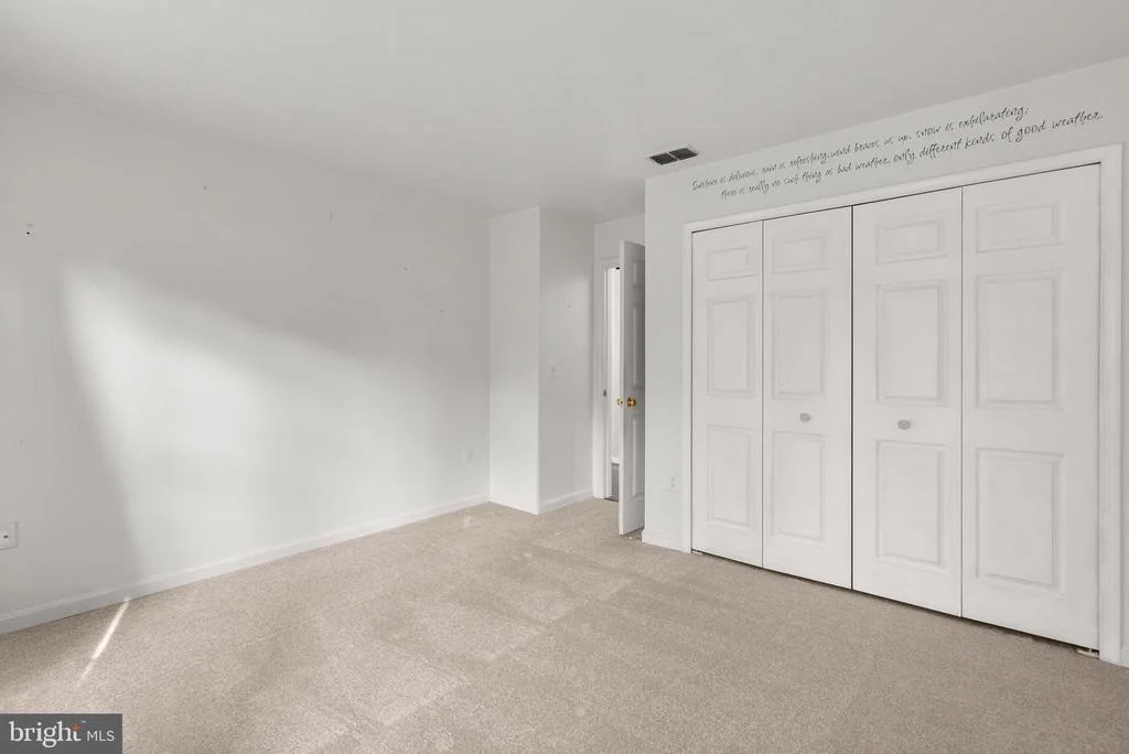 Photo of 9716 HUNTMASTER ROAD