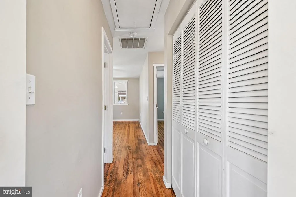 Photo of 302 LINDEN AVENUE