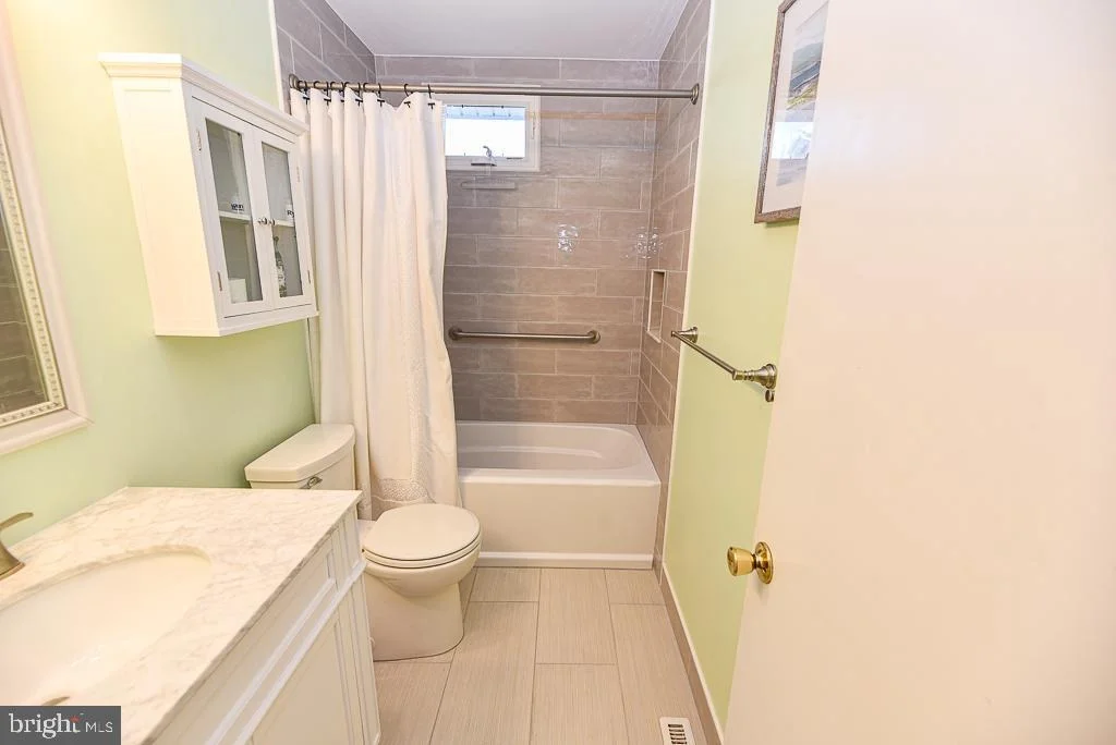 Photo of 681 COLLINS STREET