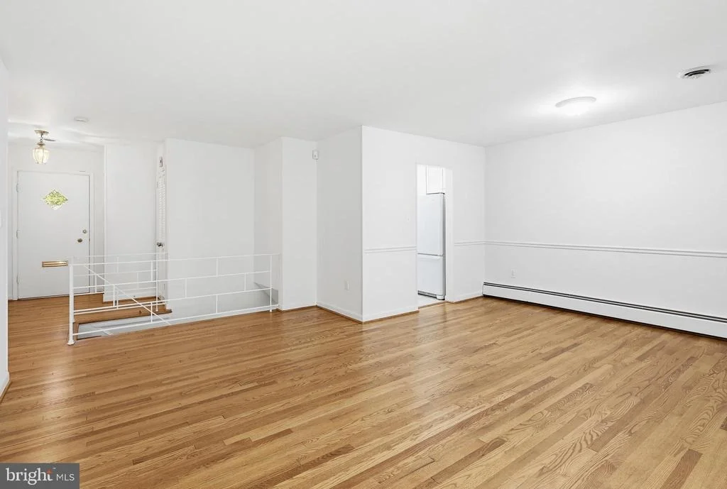 Photo of 504 WATERFORD ROAD