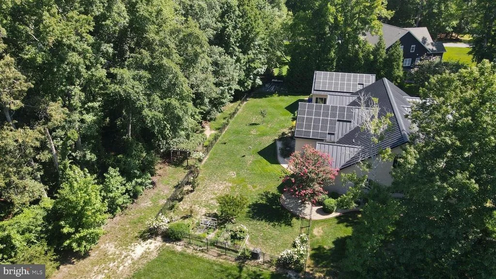 Photo of 25 HIDDEN HILLS DRIVE