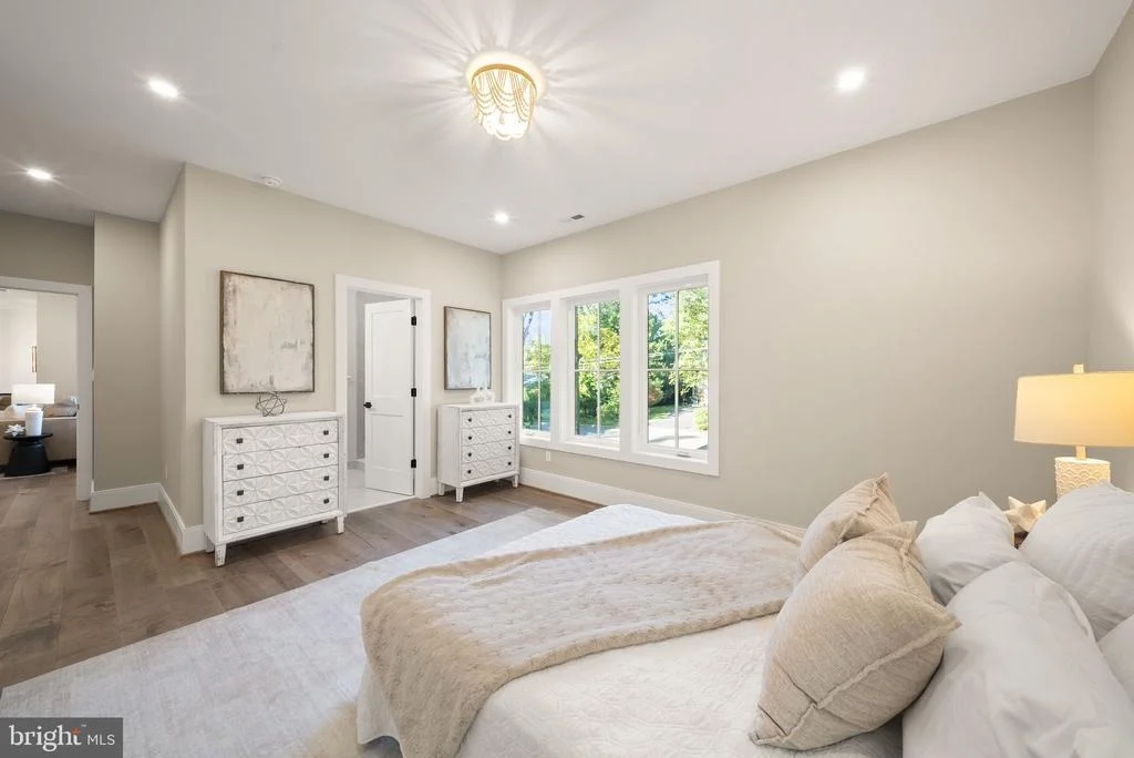 Photo of 8615 ACORN CIRCLE