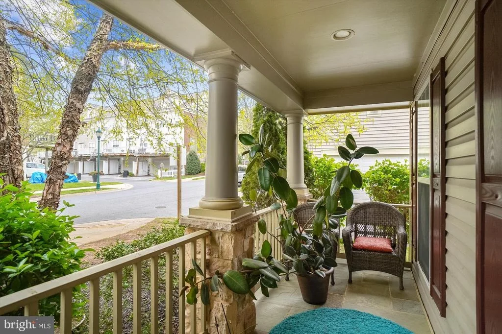 Photo of 23621 SUGAR VIEW DRIVE