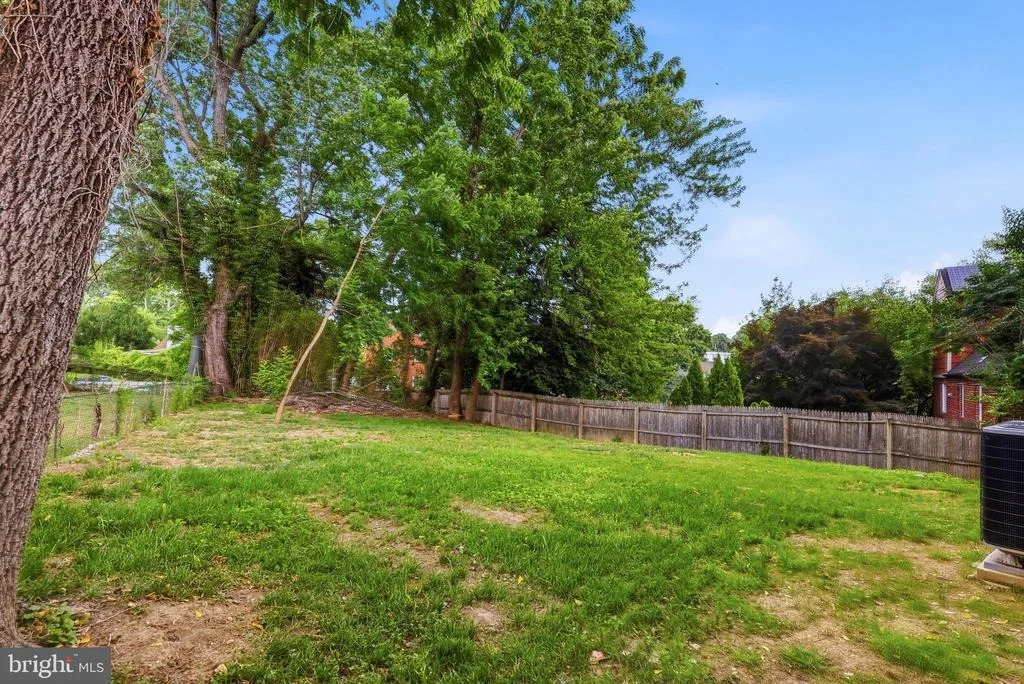 Photo of 805 LANGLEY DRIVE