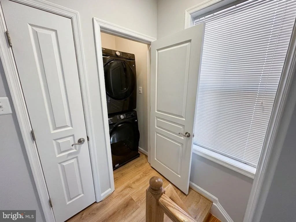 Photo of 367 PARKVIEW AVENUE