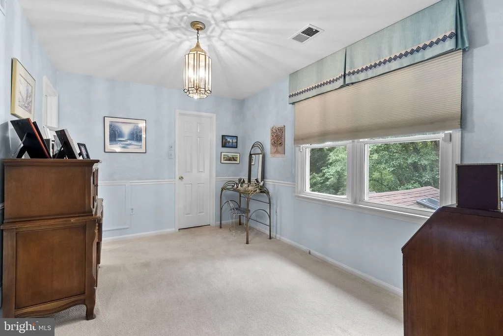 Photo of 5820 MAGIC MOUNTAIN DRIVE