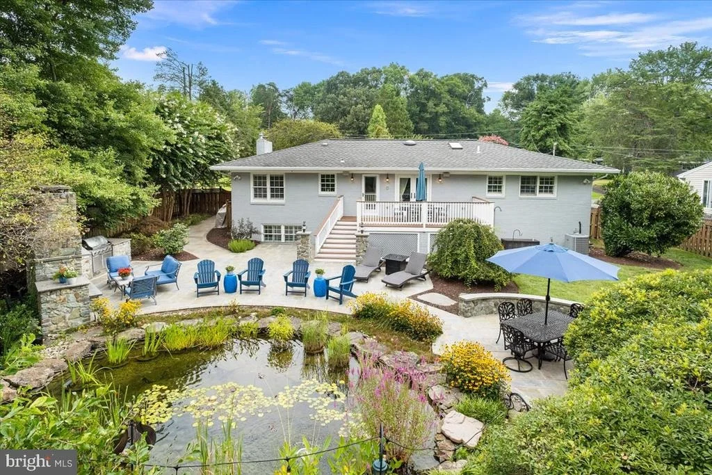 Photo of 4429 NEPTUNE DRIVE
