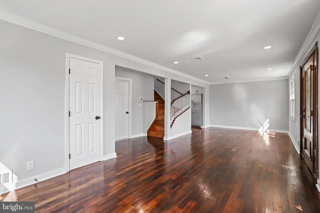 Photo of 2707 URBANA DRIVE