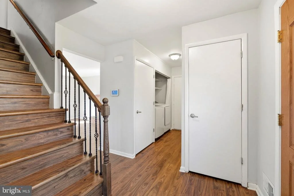 Photo of 11300 FREAS DRIVE