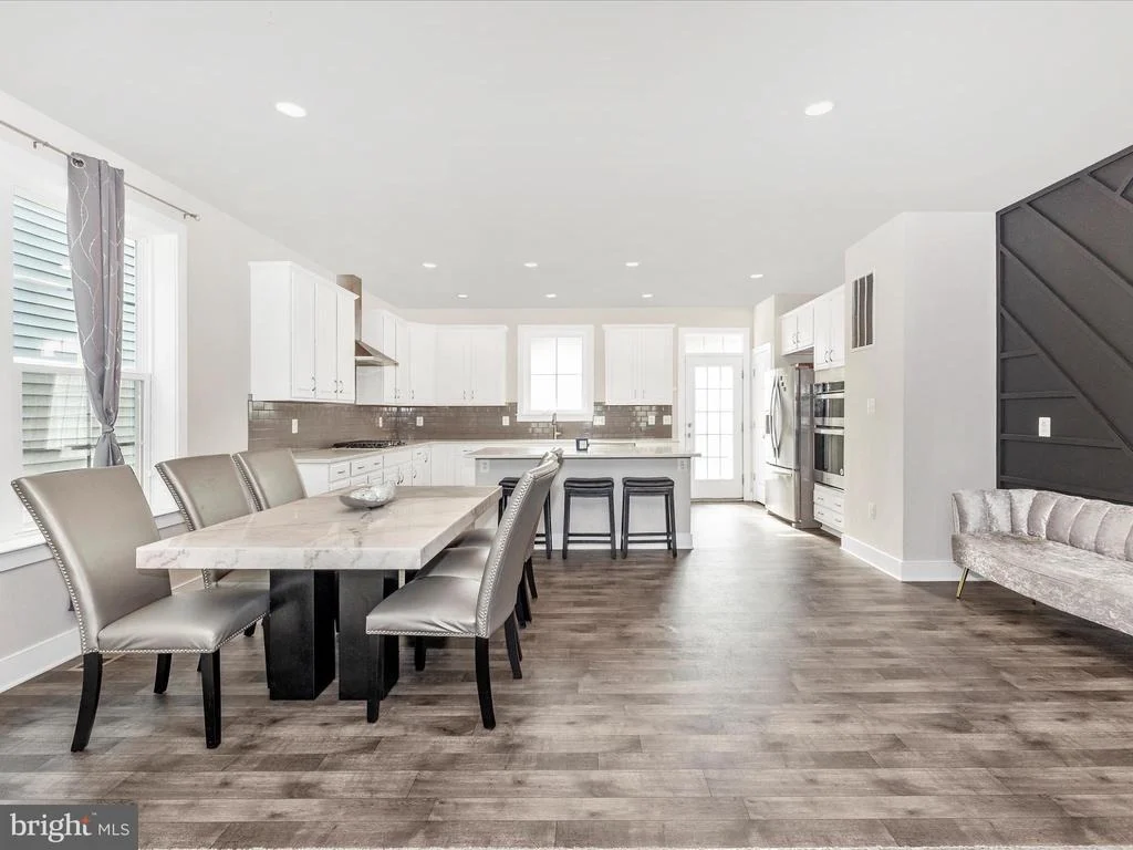 Photo of 1807 FAIRWAY LANE