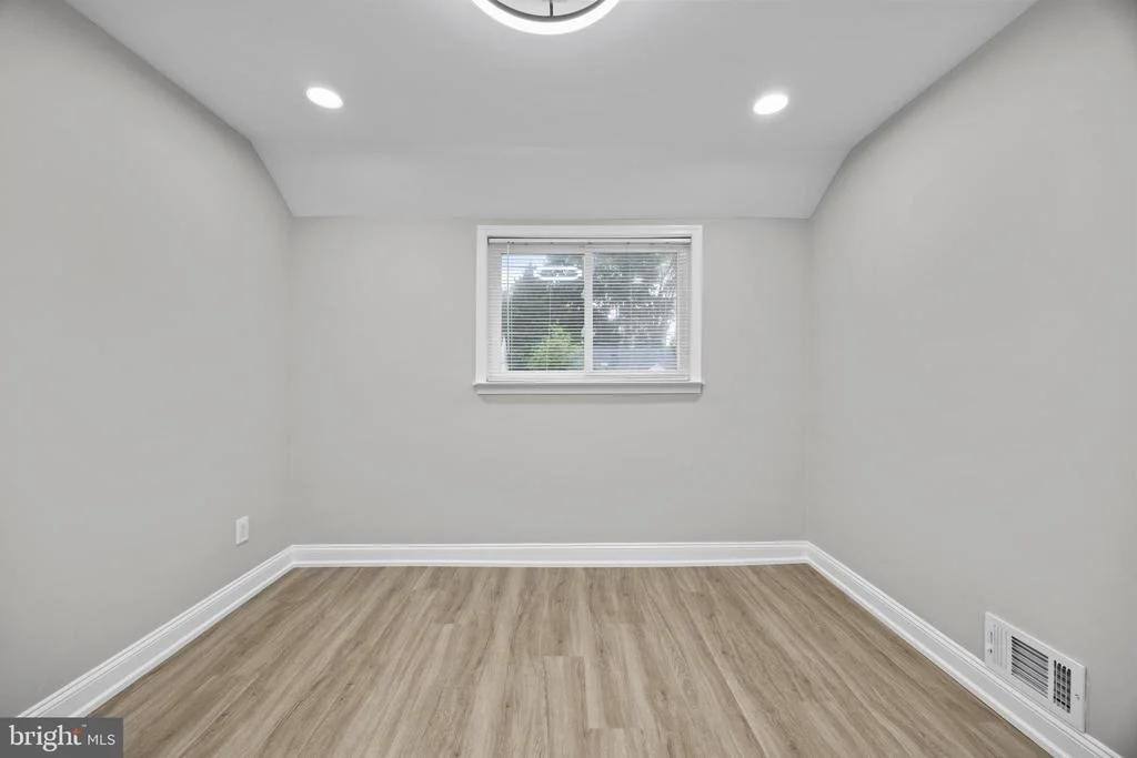 Photo of 12717 HOLDRIDGE ROAD