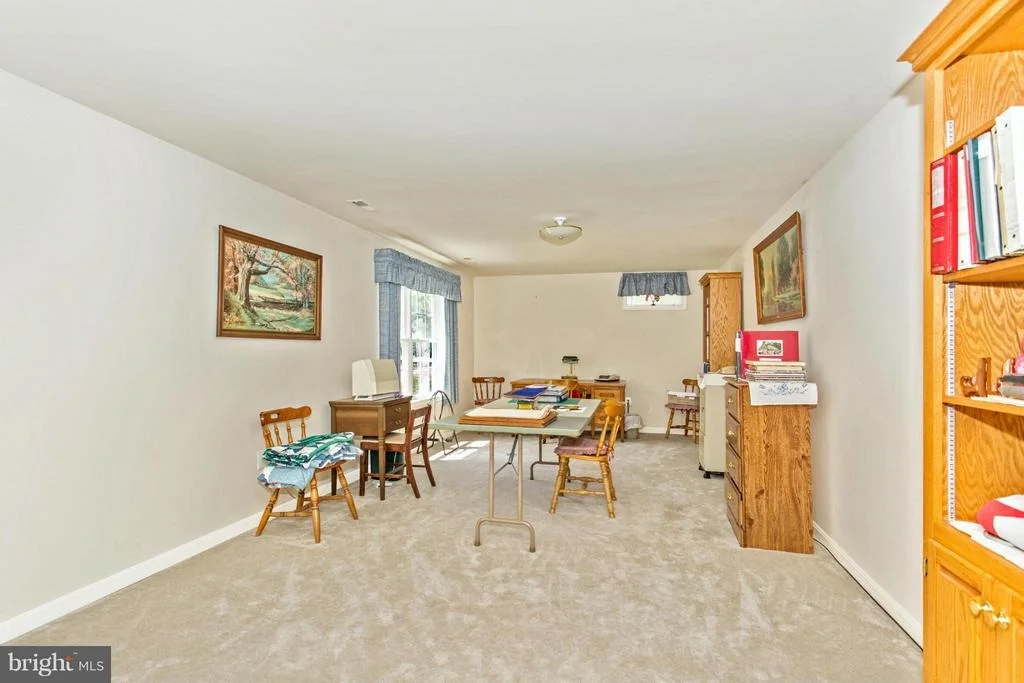 Photo of 2562 BEAR DEN ROAD