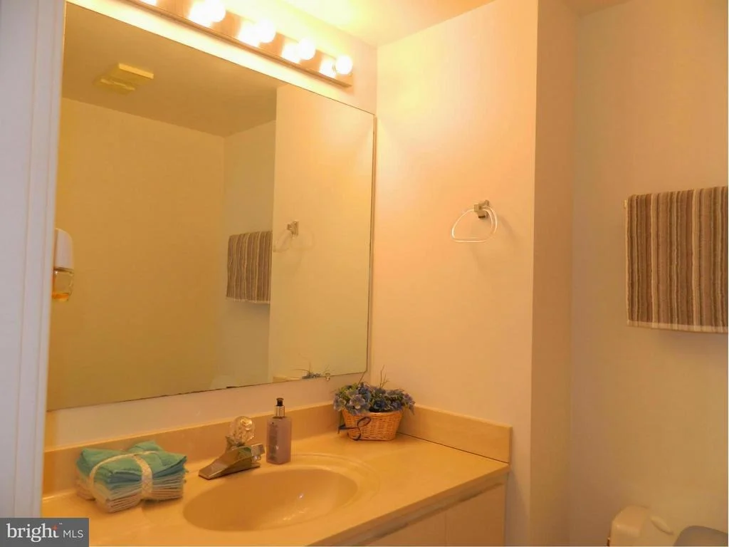 Photo of Unit 4807 at 15100 INTERLACHEN DRIVE