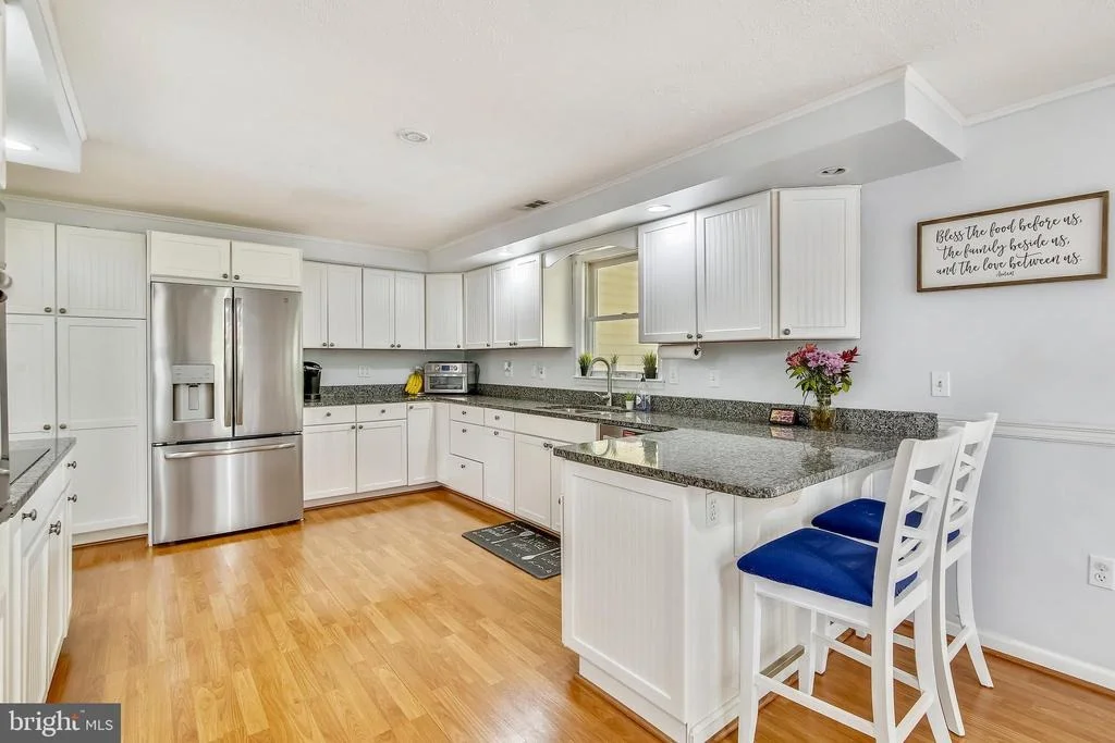 Photo of 19510 THOMAS DRIVE