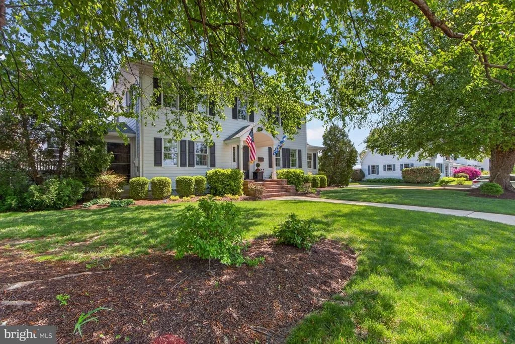 Photo of 829 SAVANNAH ROAD