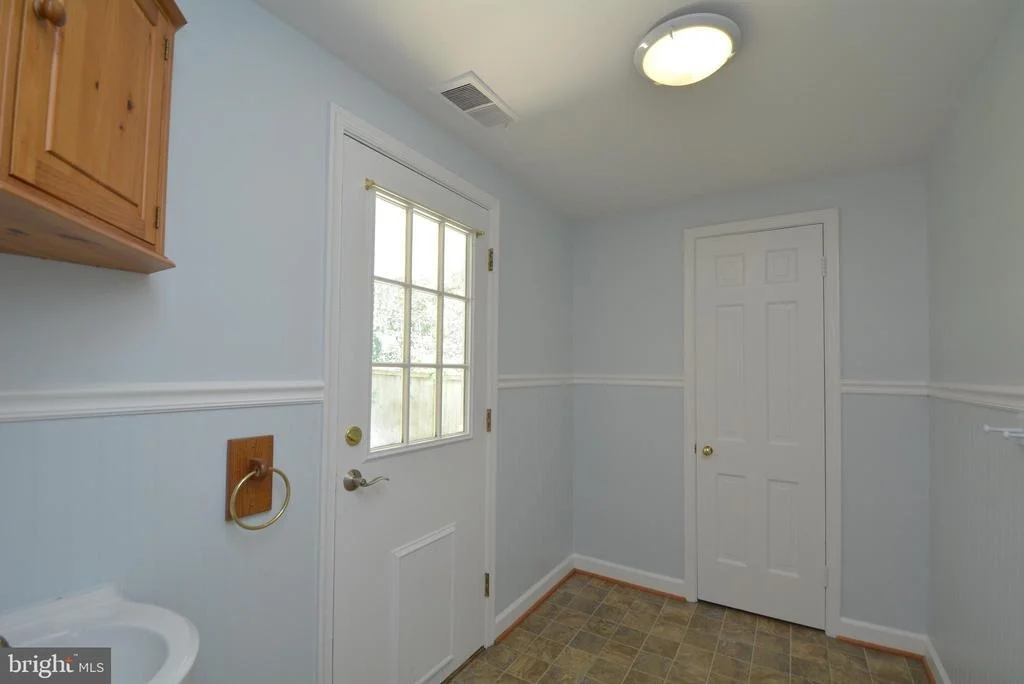Photo of 8709 HIGHGATE ROAD
