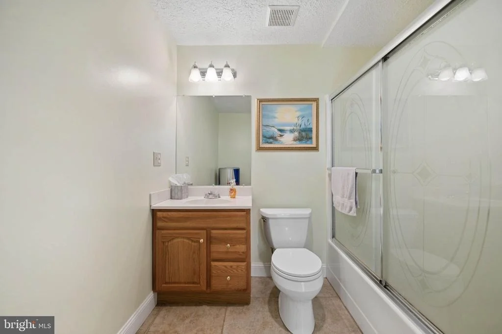 Photo of 6305 DERBY CIRCLE