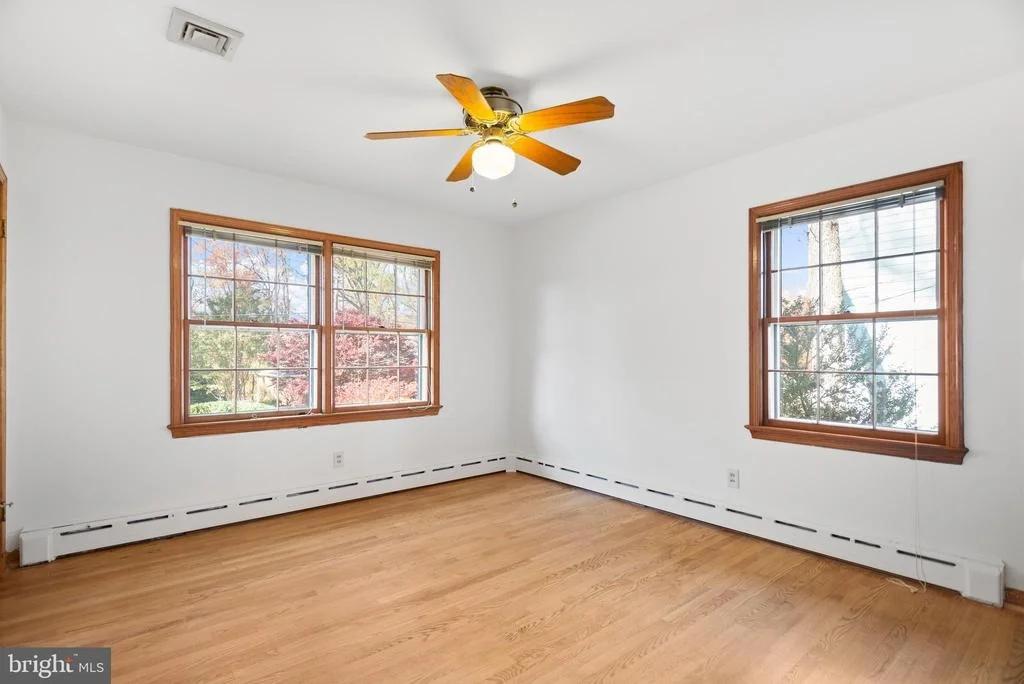 Photo of 10207 LARISTON LANE