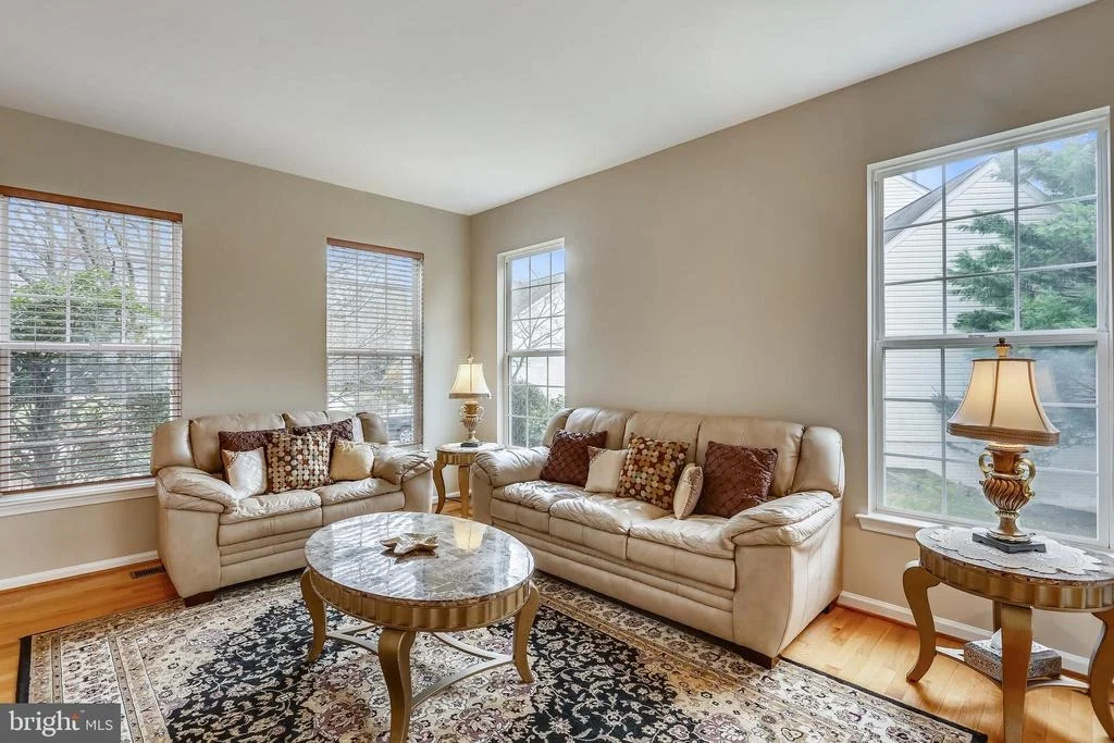 Photo of 8203 STRINGFELLOW PLACE