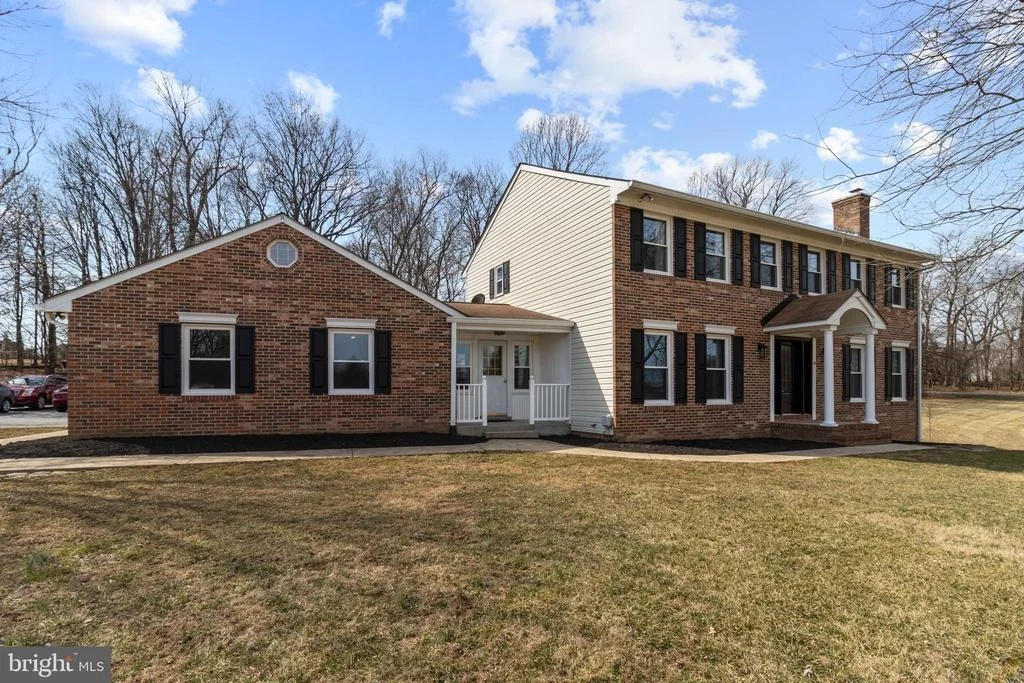 Photo of 3817 MOUNT AIRY DRIVE