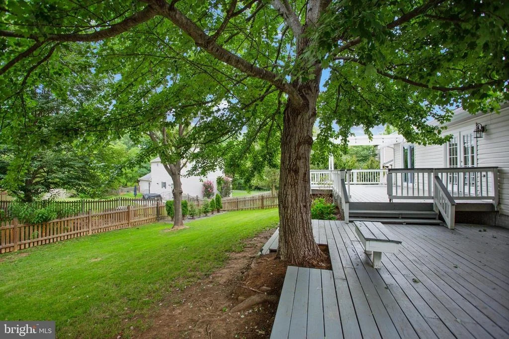 Photo of 1418 VALEBROOK LANE