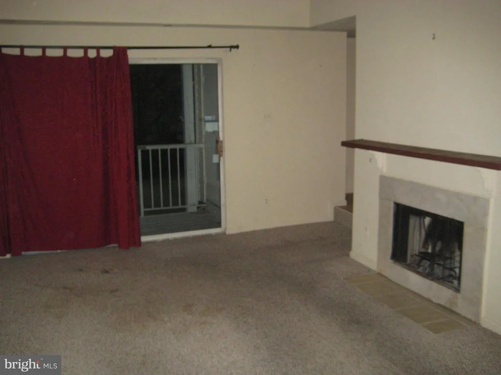 Photo of Unit 2 at 20307 BEACONFIELD TERRACE