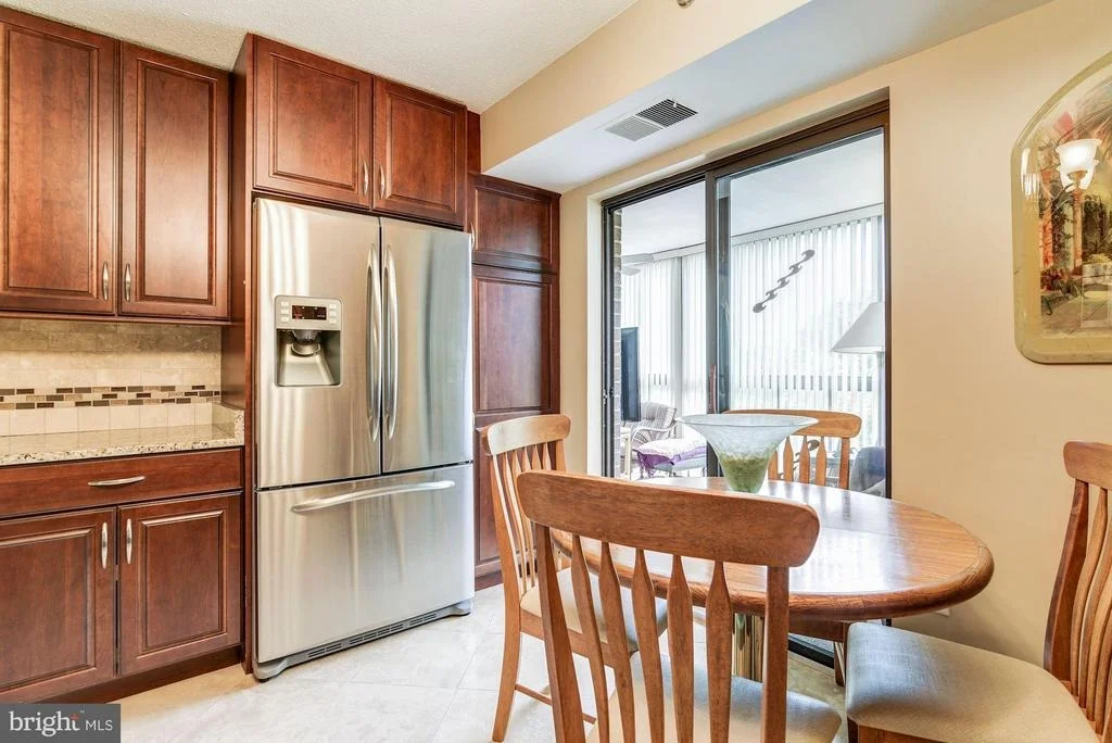 Photo of Unit 3814 at 15115 INTERLACHEN DRIVE