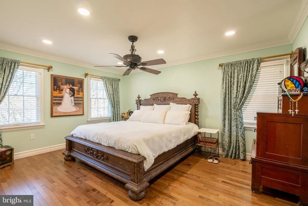 Photo of 4029 CRESCENT ROAD