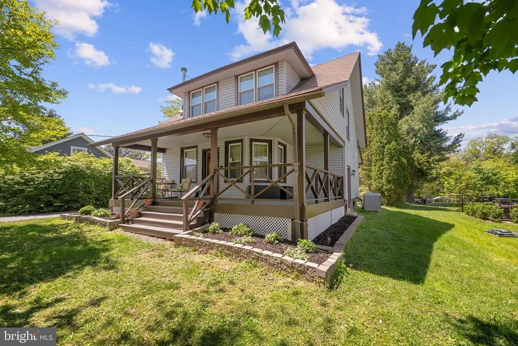 Photo of 27412 RIDGE ROAD