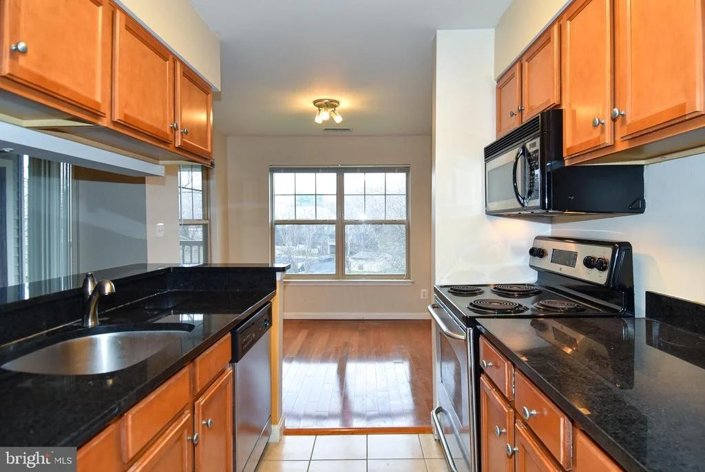 Photo of Unit 1782E at 1782 JONATHAN WAY