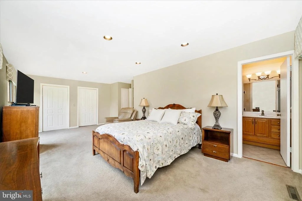Photo of 8604 BURNT HICKORY CIRCLE