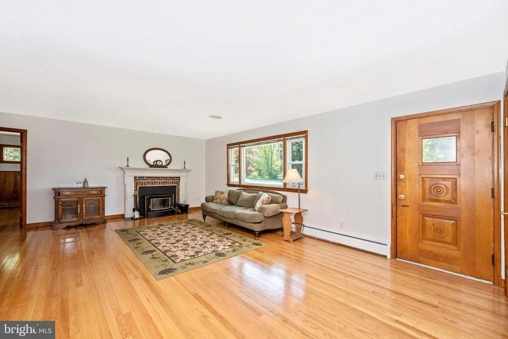 Photo of 25103 OAK DRIVE