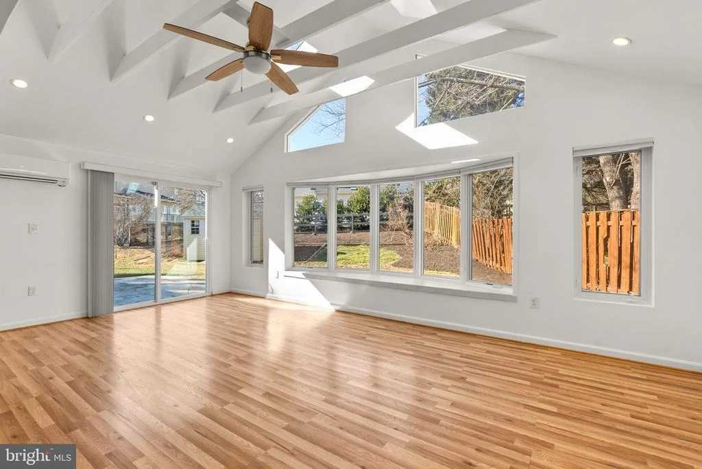 Photo of 4425 THORNHURST DRIVE