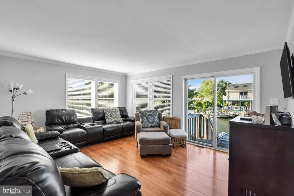 Photo of 77 BALTIC AVENUE