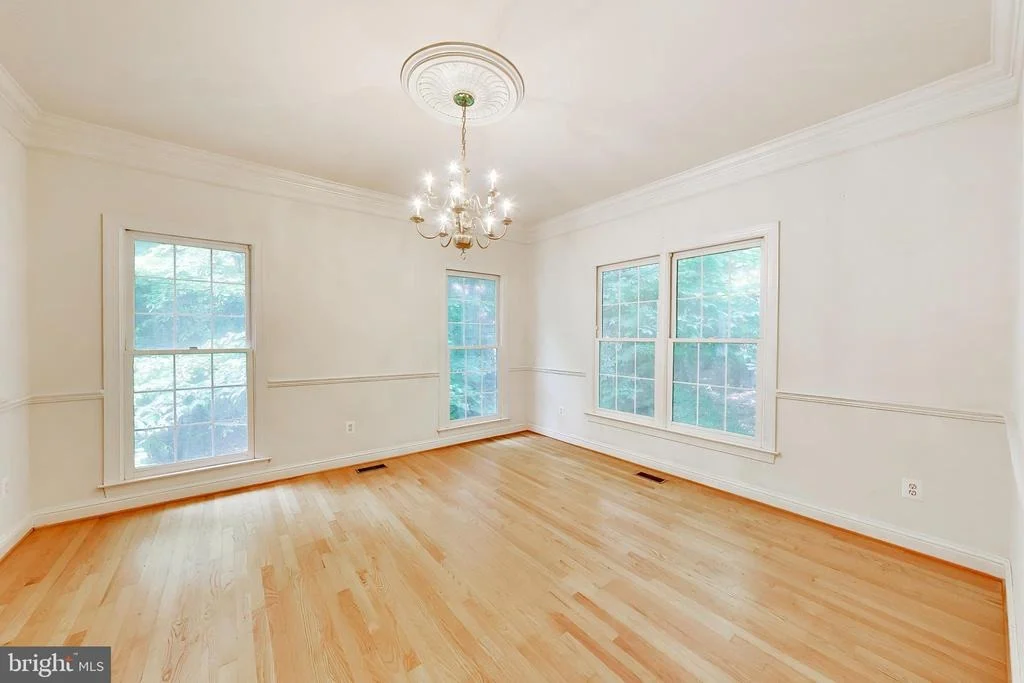 Photo of 6228 GARDEN ROAD