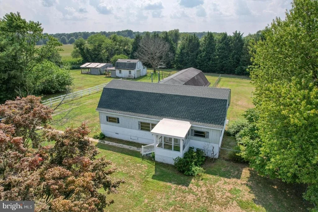 Photo of 2083 E DENNEYS ROAD