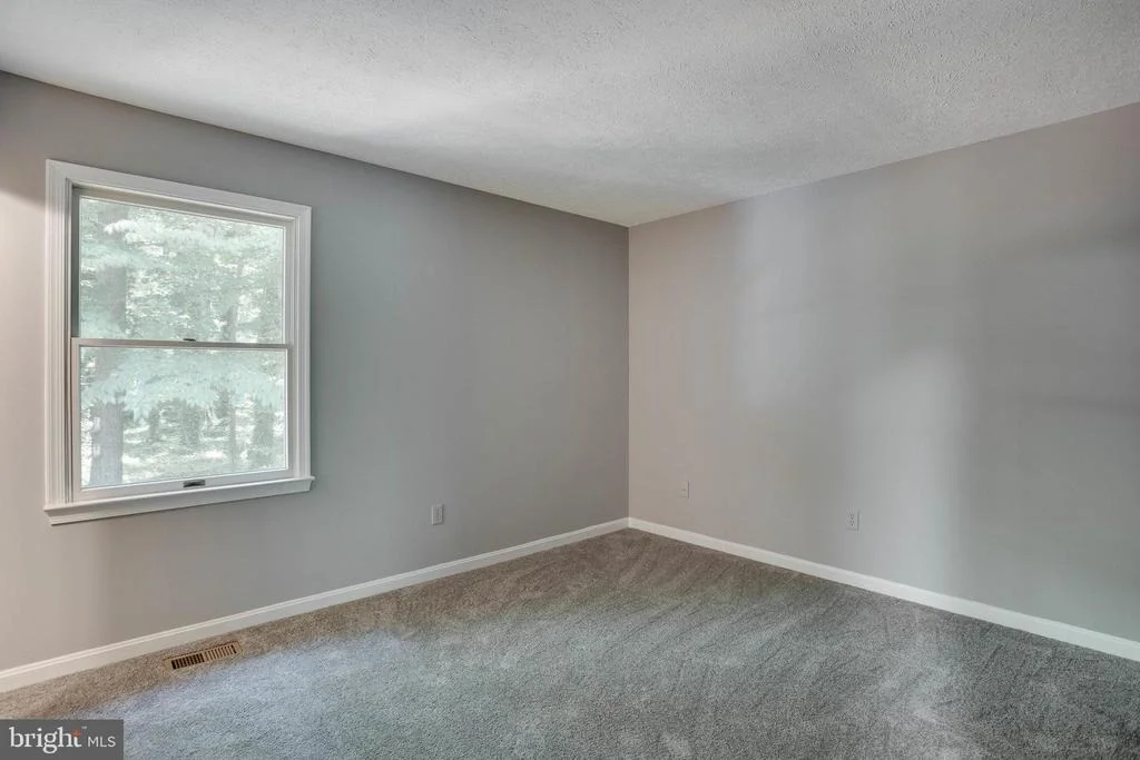 Photo of 730 OX BOW LANE