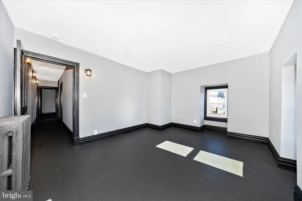 Photo of 519 SUMMIT AVENUE