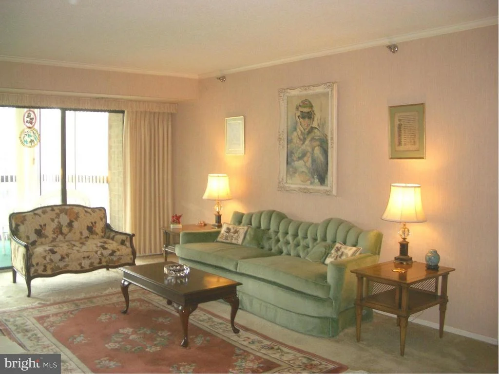Photo of Unit 3523 at 15115 INTERLACHEN DRIVE