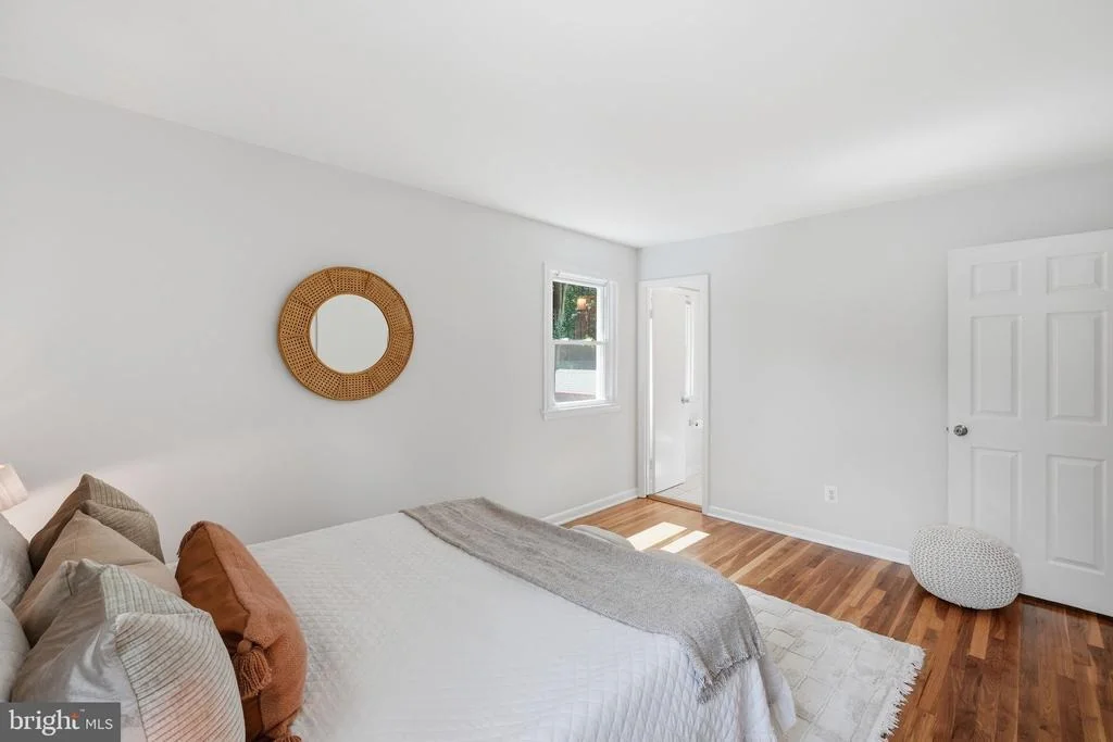 Photo of 2704 WELLER ROAD
