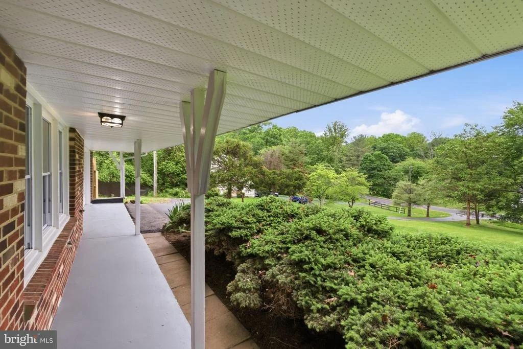 Photo of 7338 STUART CIRCLE