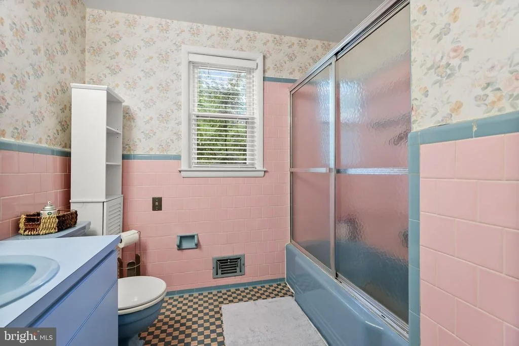 Photo of 2 GREENLEA DRIVE