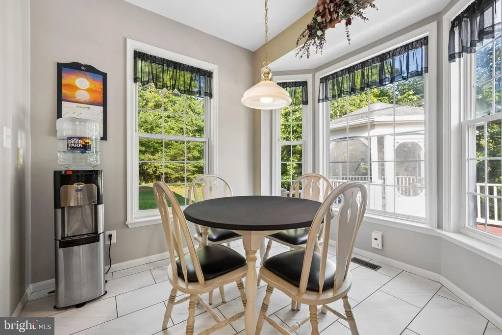 Photo of 17609 OVERLOOK ROAD