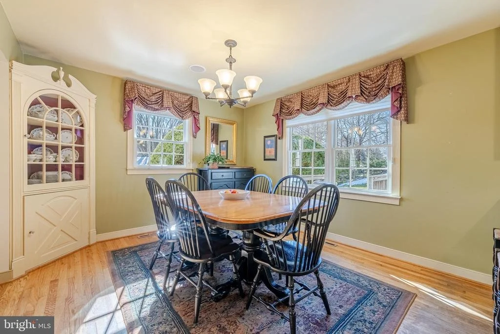 Photo of 2510 JONATHAN ROAD
