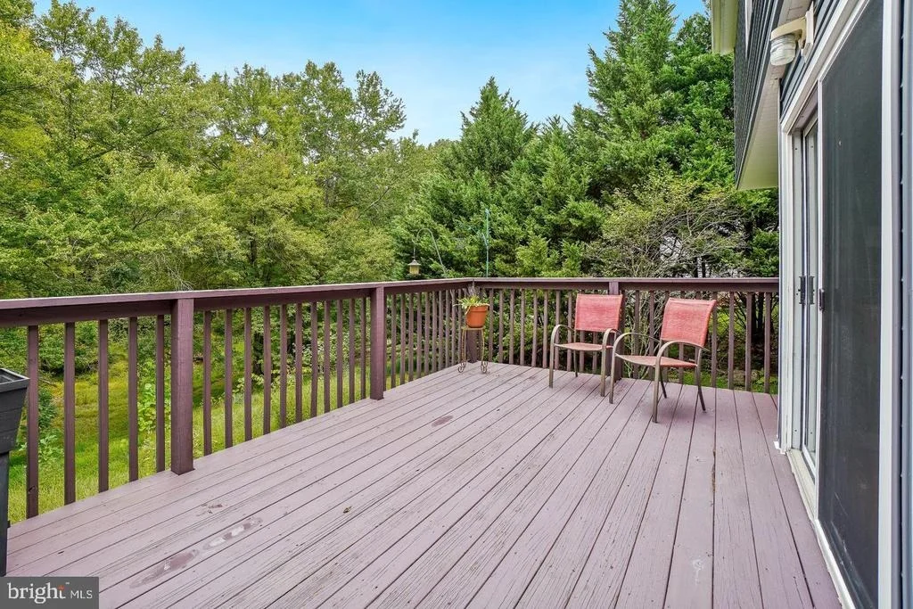 Photo of 14652 WOONSOCKETT DRIVE