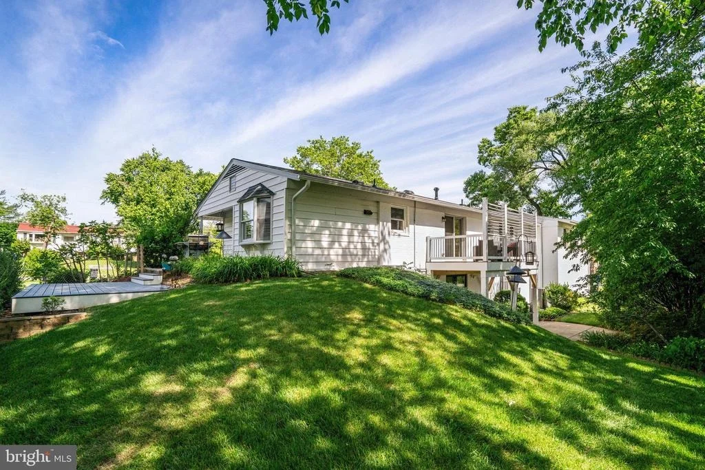 Photo of 5101 AMPTHILL DRIVE