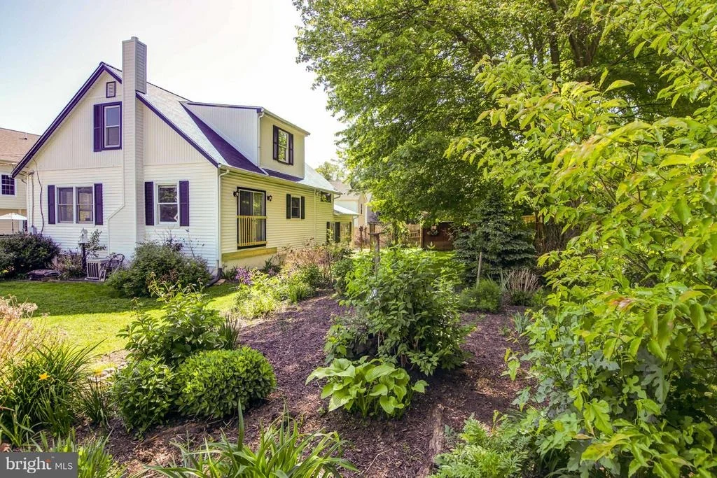 Photo of 3951 WALNUT STREET